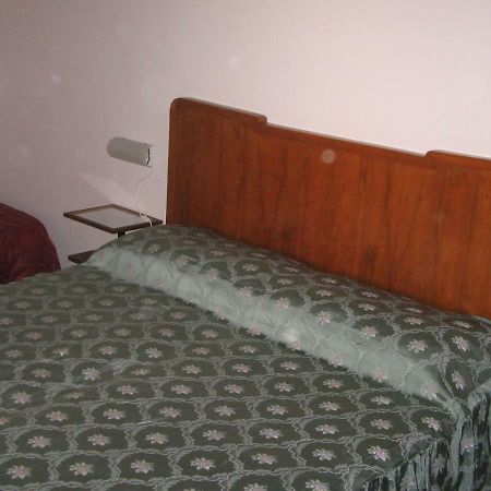 Bilocale Patti Apartment Екстериор снимка