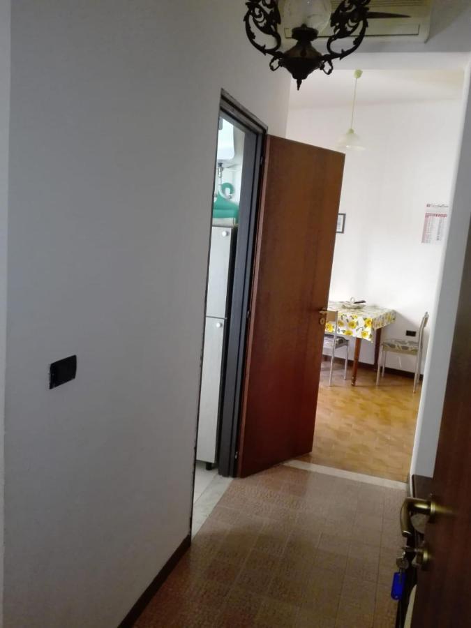 Bilocale Patti Apartment Екстериор снимка